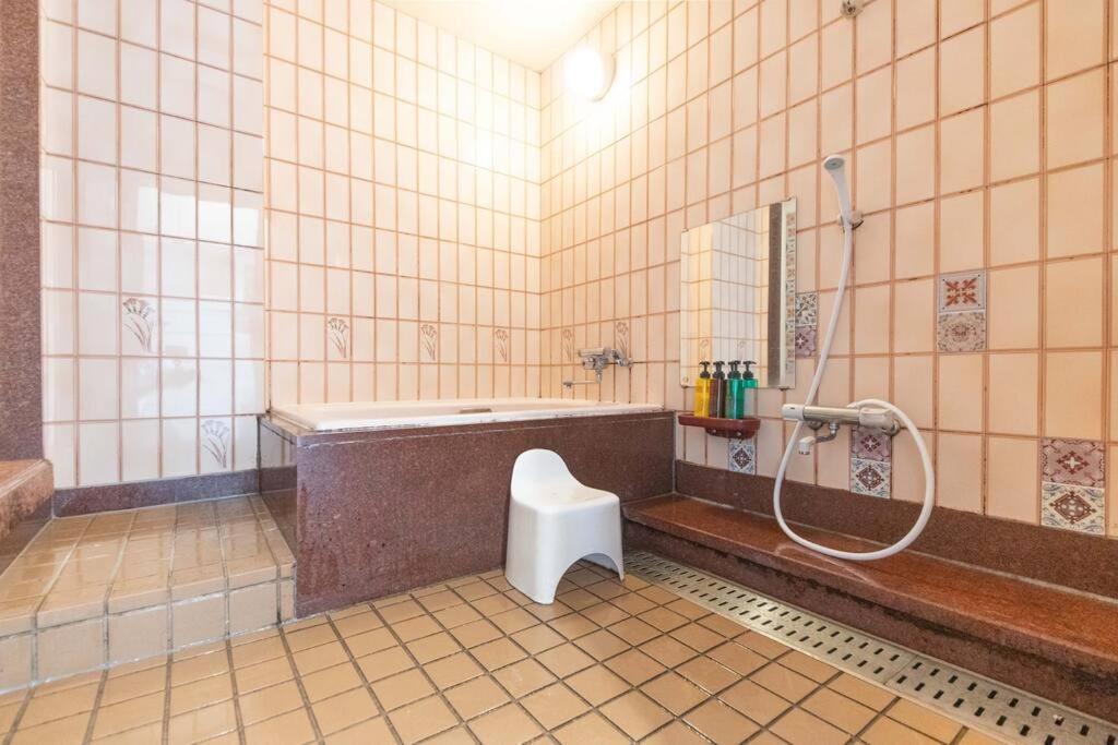 Sanacion Motomachi 7 なんばで150平米の広々空間 最大14名 Netflix見れます Apartment Osaka Luaran gambar